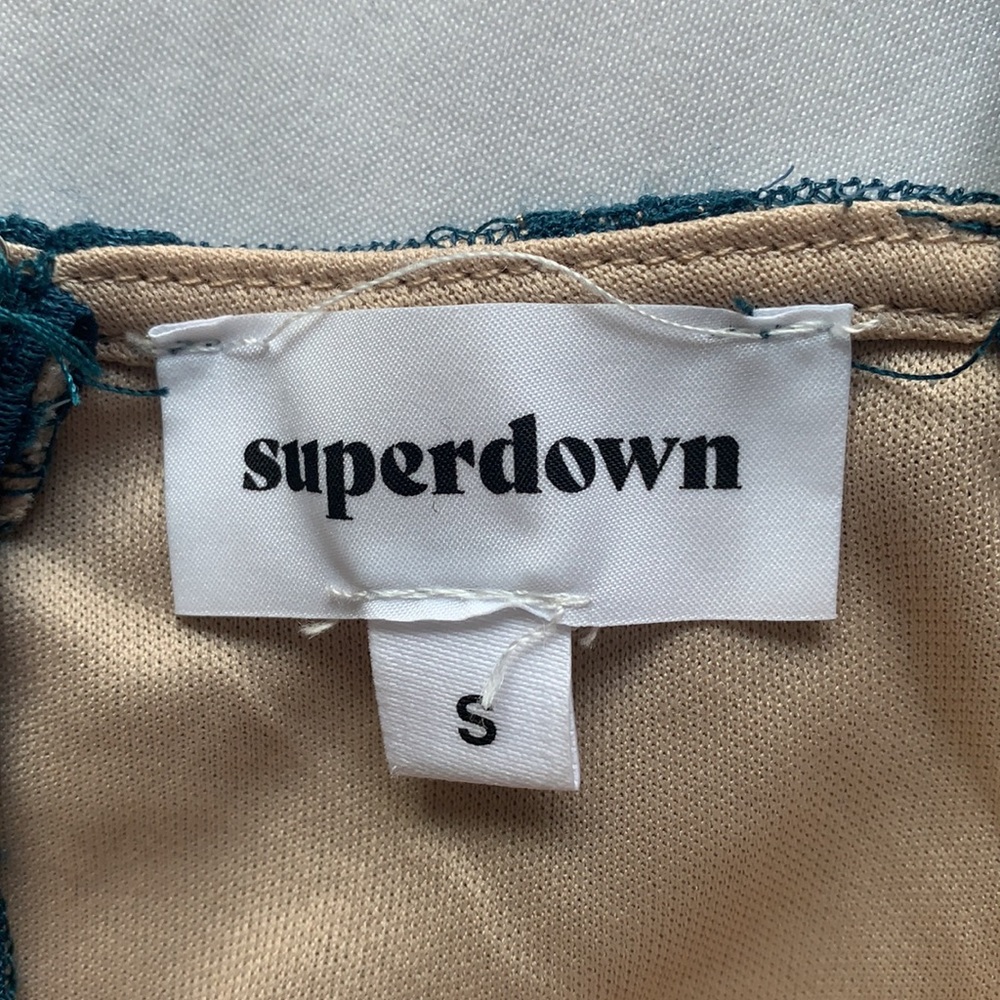 Superdown Dress - Picture 4 of 8